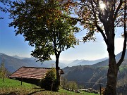 59 Splende il sole sulla valle con foschia